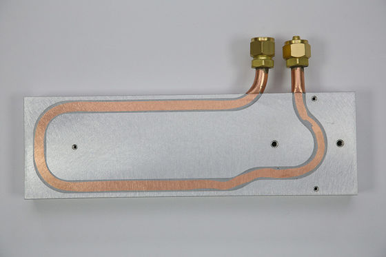 Flowrate 300 Liters Per Hour Liquid Heat Sink Including 400mm Tubing Length and Anodizing Processing Service Perfect for Heat Transfer
