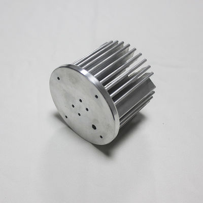 Disipador de calor forjado frío de Pin Fin Type Aluminum Alloy para el área y la forma de la disipación de calor